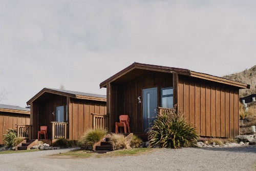 Lakes Edge Holiday Park image 24
