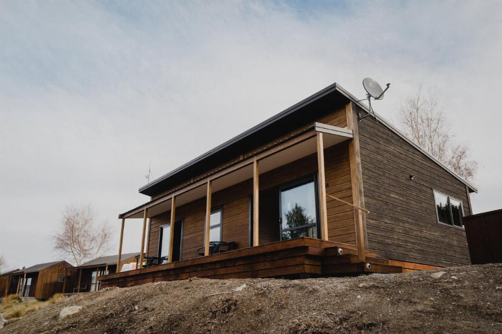 Lakes Edge Holiday Park Image 23